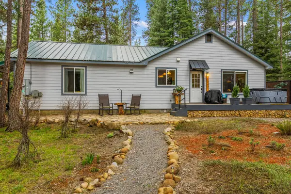31640 Mountain Lakes Drive, Klamath Falls, OR 97601