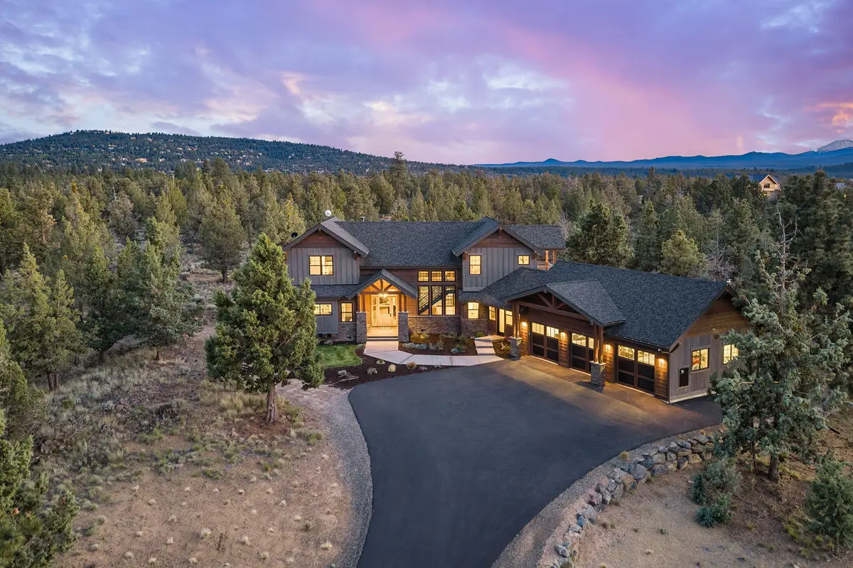 20055 Pacific Heights Road, Bend, OR 97703 - #1