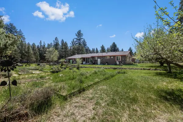 2323 NE 8th Street, Bend, OR 97701