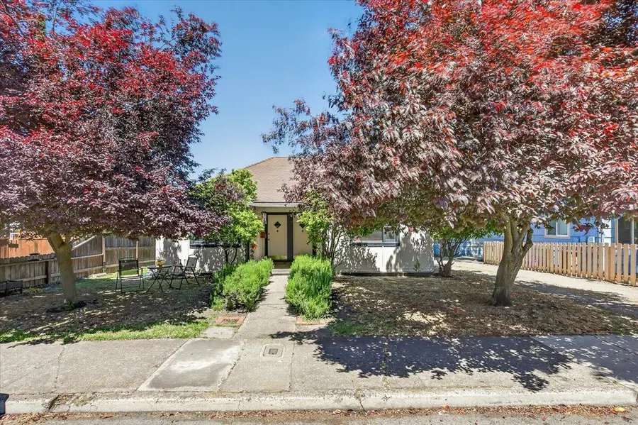 457 C Street, Ashland, OR 97520 - #2
