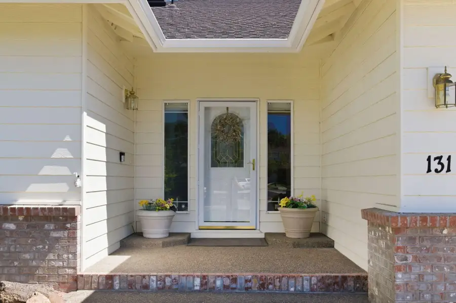 131 SE Airpark Drive, Bend, OR 97702 - #3