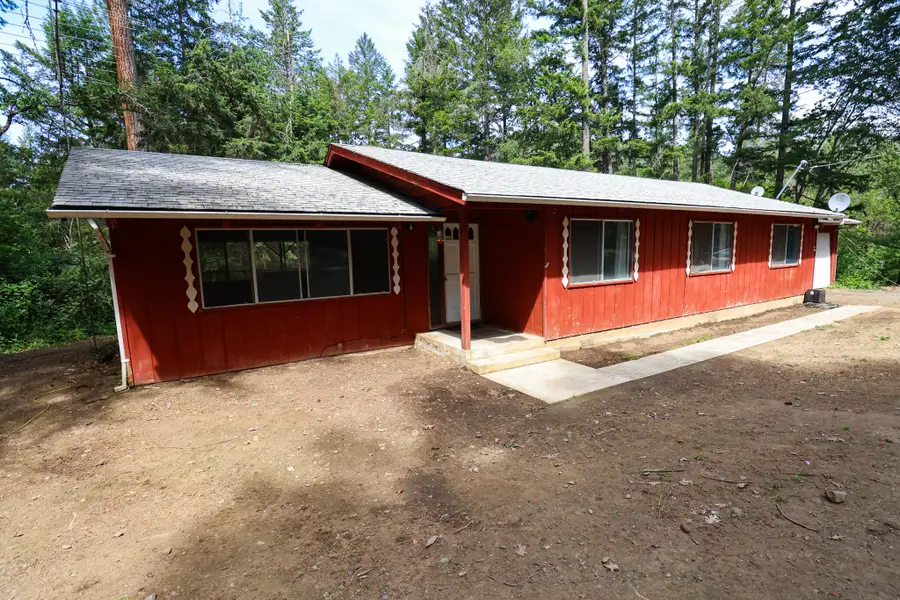 2345 Wards Creek, Rogue River, OR 97537 - #3