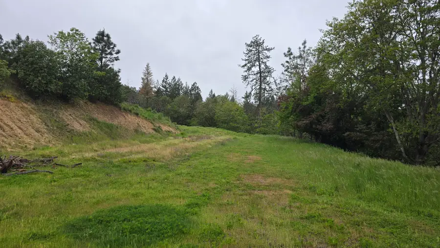 250 Melissa Lane, Grants Pass, OR 97526 - #2