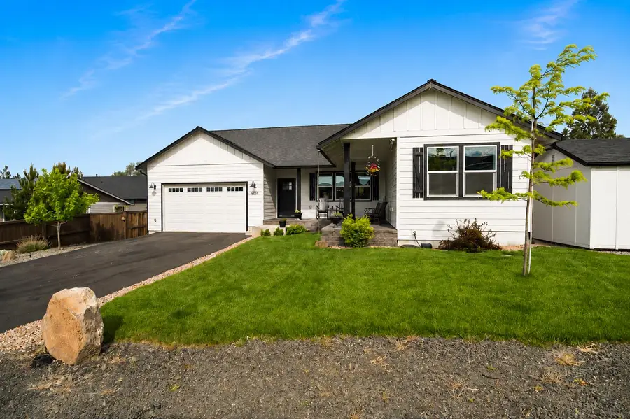 4232 SW Umatilla Avenue, Redmond, OR 97756 - #3