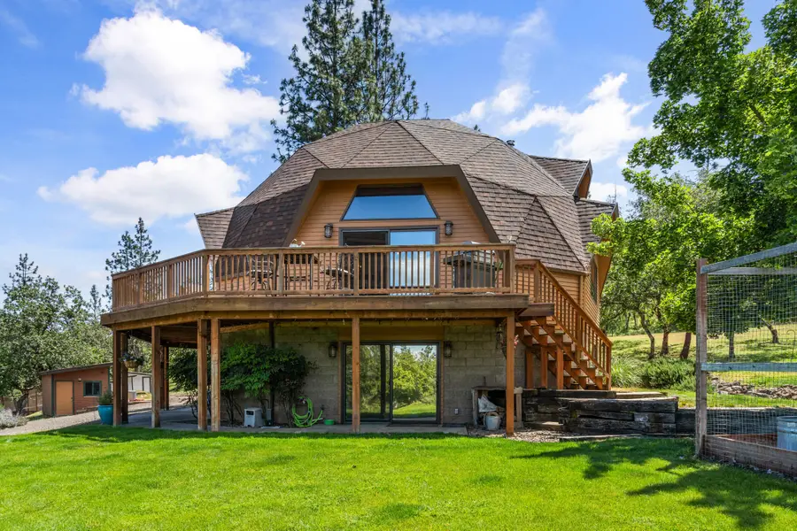 226 Entrada Drive, Eagle Point, OR 97524 - #3