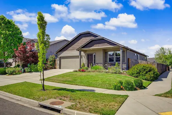 1487 Flower Street, Medford, OR 97504