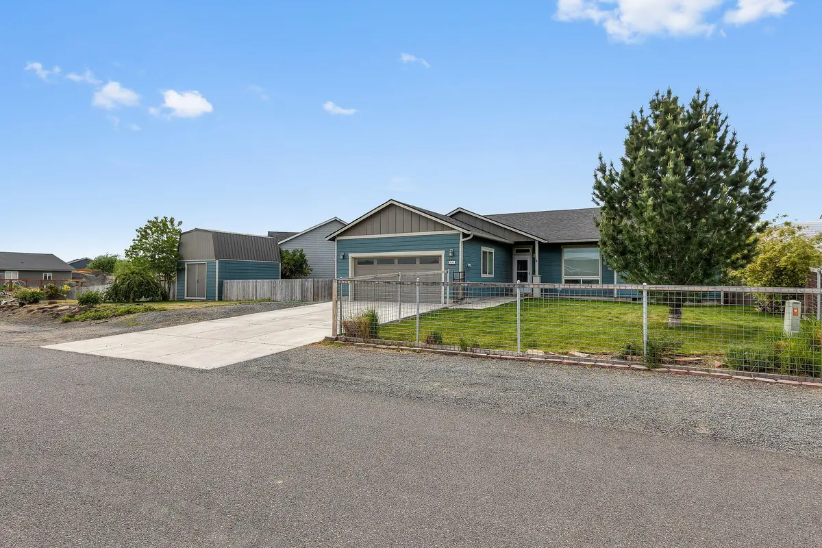 630 E A Street, Culver, OR 97734 - #1