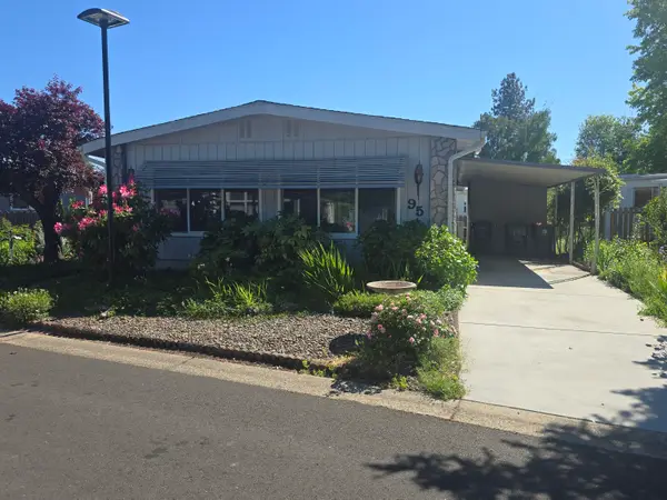 3431 S Pacific Highway #SPC 95, Medford, OR 97501
