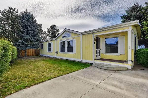 826 NE Shoshone Drive, Redmond, OR 97756