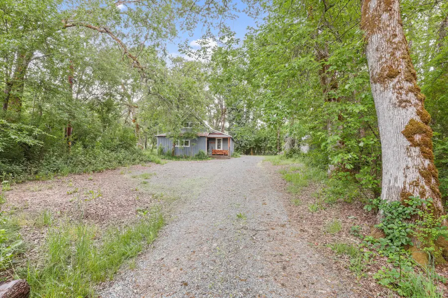 441 Tunnel Road, Glendale, OR 97442 - #2