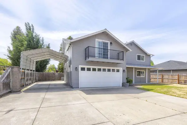 196 Nadine Lane, Central Point, OR 97502
