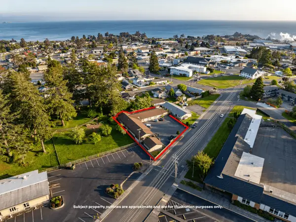 542 Pacific Avenue, Brookings, OR 97415
