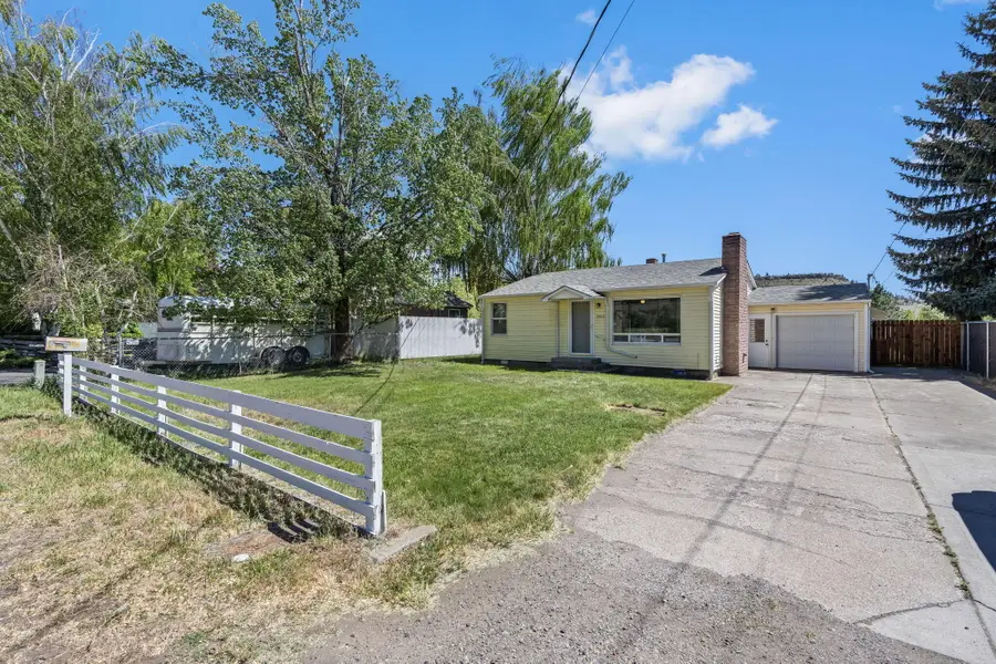 2402 NE 3rd, Prineville, OR 97754 - #2
