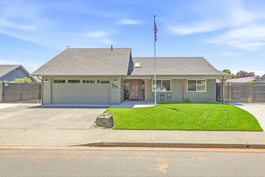 2348 Silver Palm Drive, Medford, OR 97504 - #3
