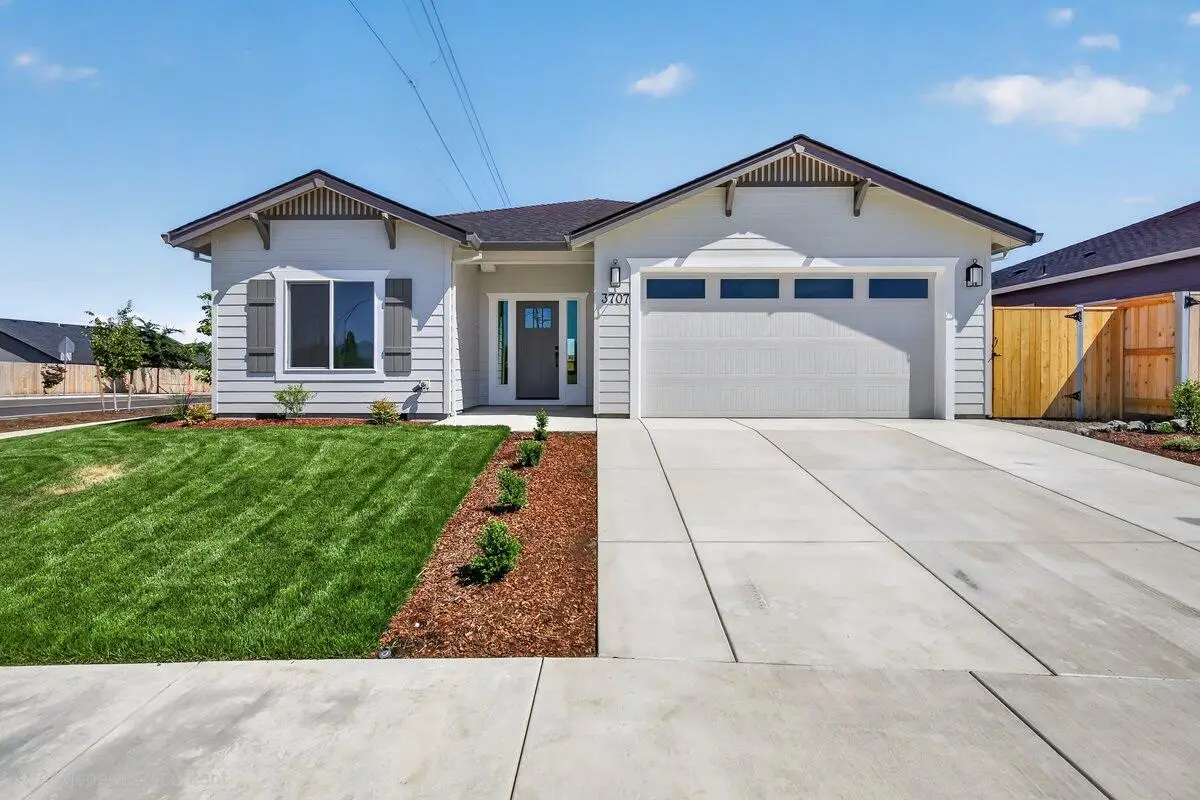 3707 Ford Drive, Medford, OR 97504 - #1
