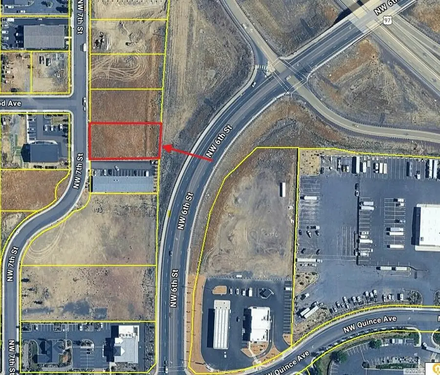 2604 NW 7th Street, Redmond, OR 97756 - #3