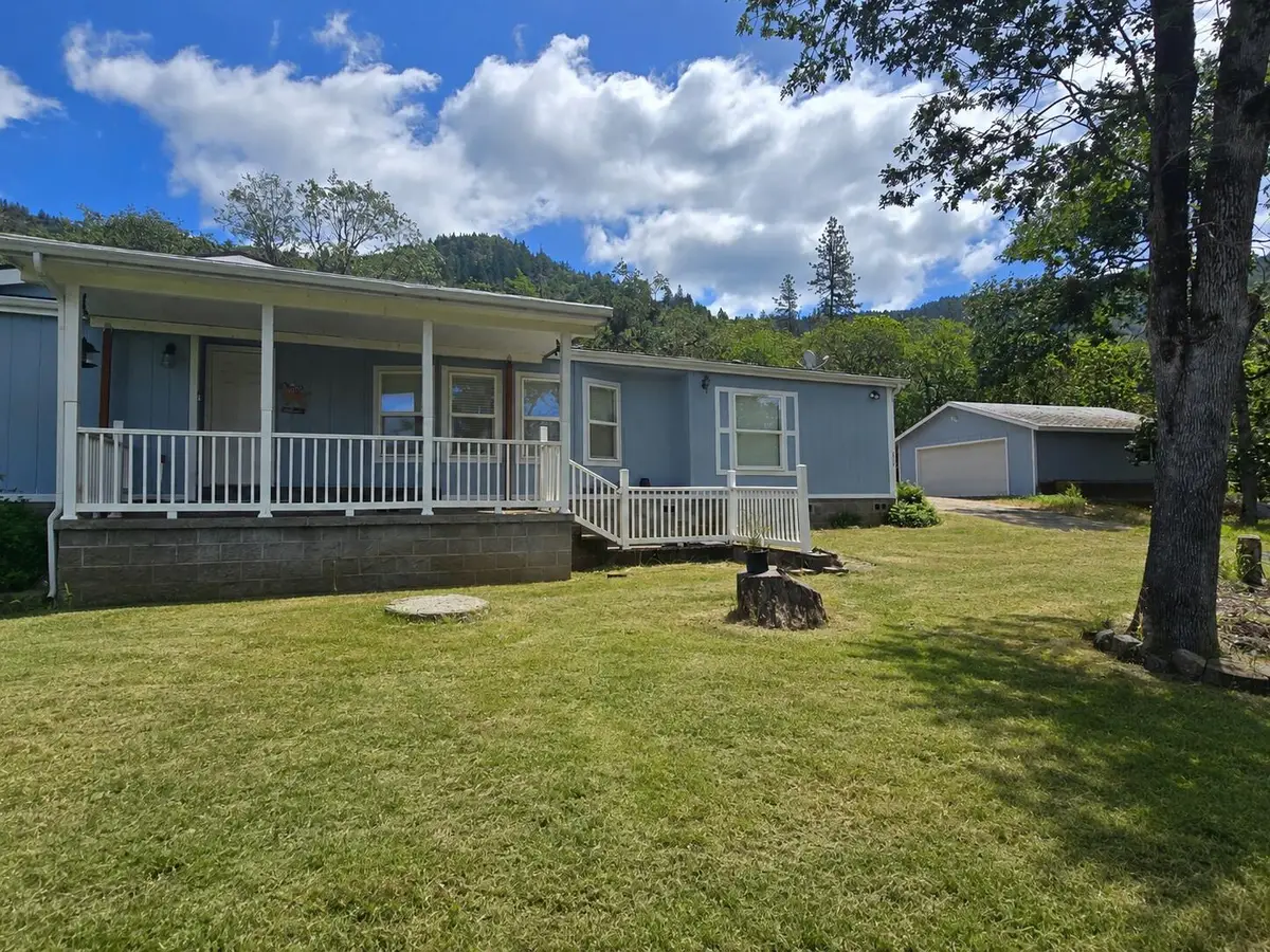 235 Dearing Way, Grants Pass, OR 97527 - #1
