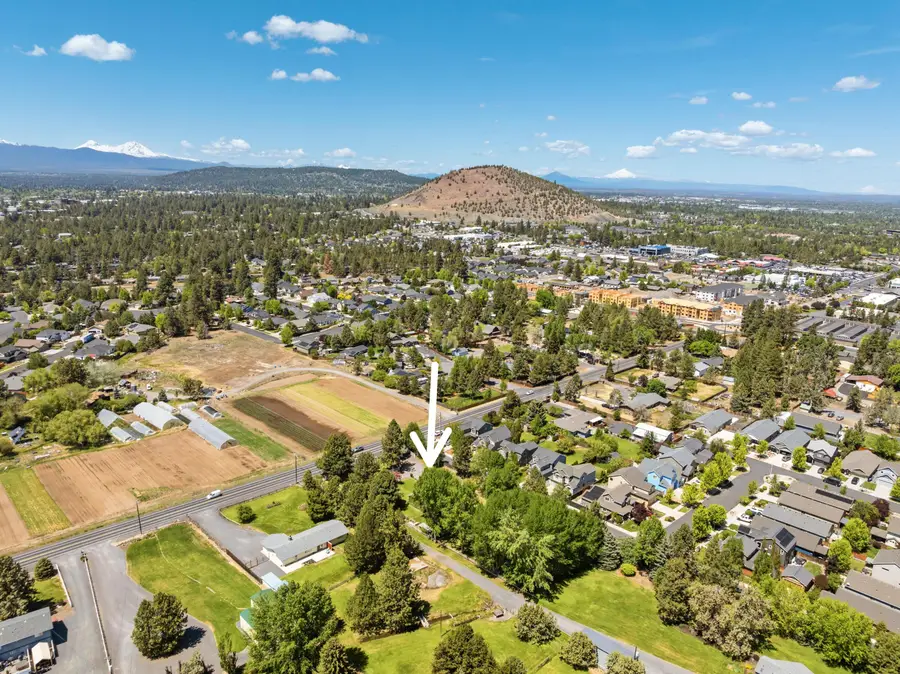 61908 Pettigrew Road, Bend, OR 97702 - #2