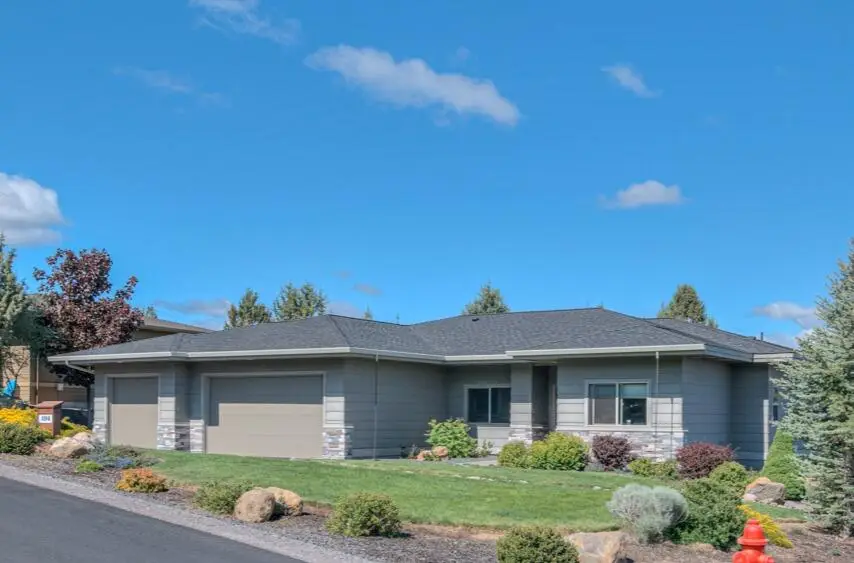 1194 Highland View Loop, Redmond, OR 97756 - #2