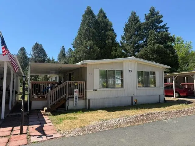 315 W Evans Creek Road #UNIT 13, Rogue River, OR 97537 - #1