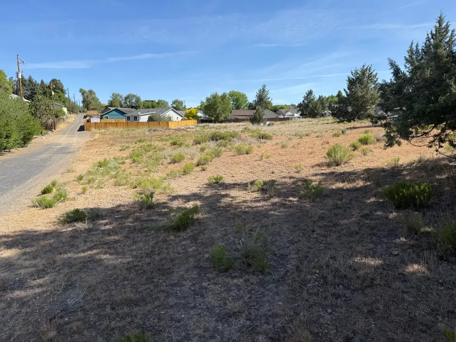 SE Revere Avenue #25, Madras, OR 97741 - #2