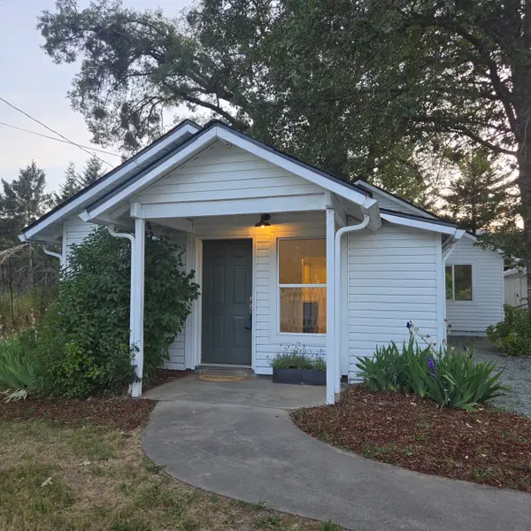 14474 Williams Highway, Williams, OR 97544