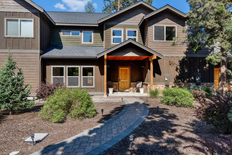 927 E Desperado Trail, Sisters, OR 97759 - #2