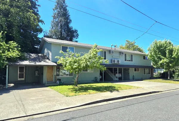791 NE Wharton Drive, Grants Pass, OR 97526