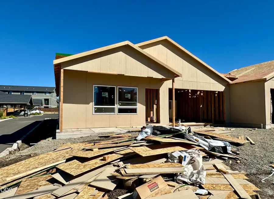 315 E Rapp Road, Talent, OR 97540 - #2