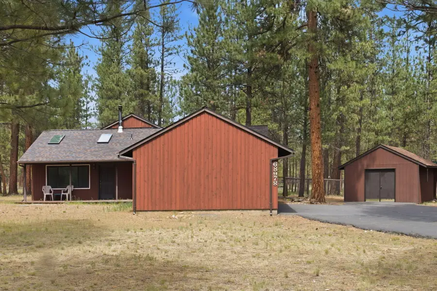 68978 Graham Court, Sisters, OR 97759 - #2