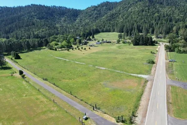 0 Junction Road, Glendale, OR 97442