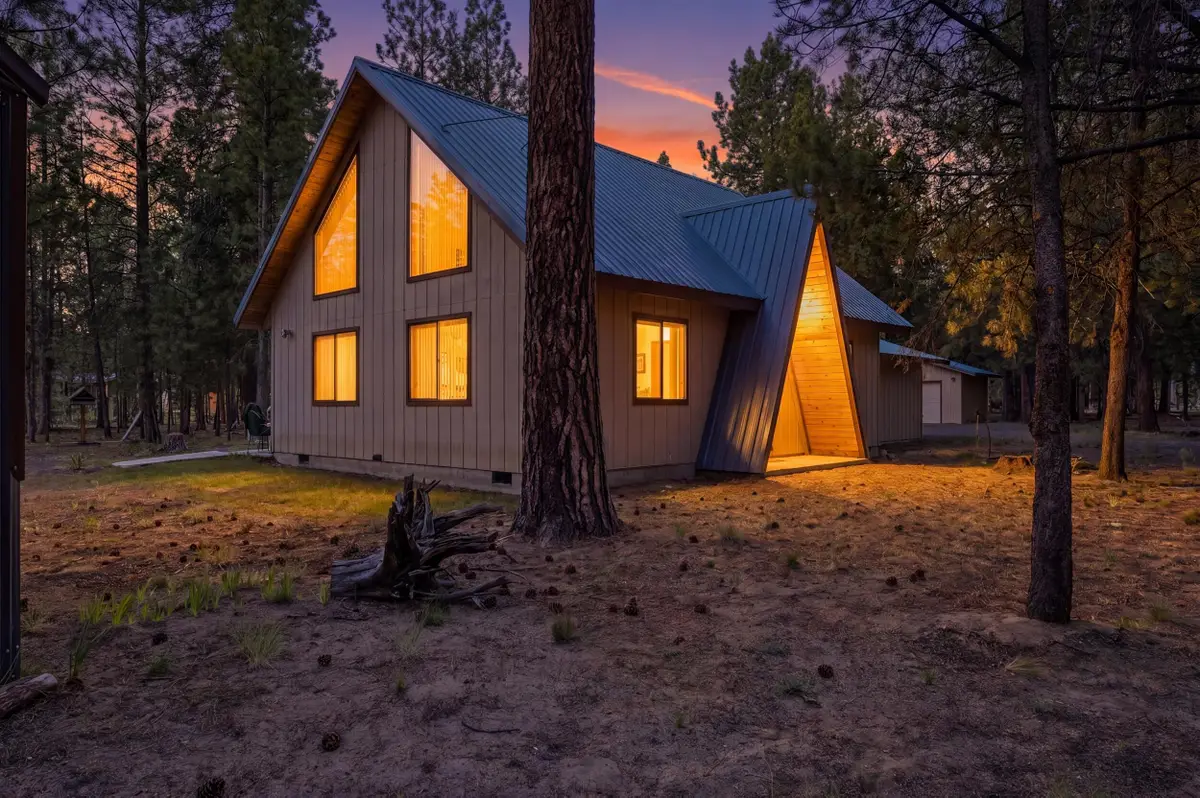52035 Noble Fir, La Pine, OR 97739 - #1