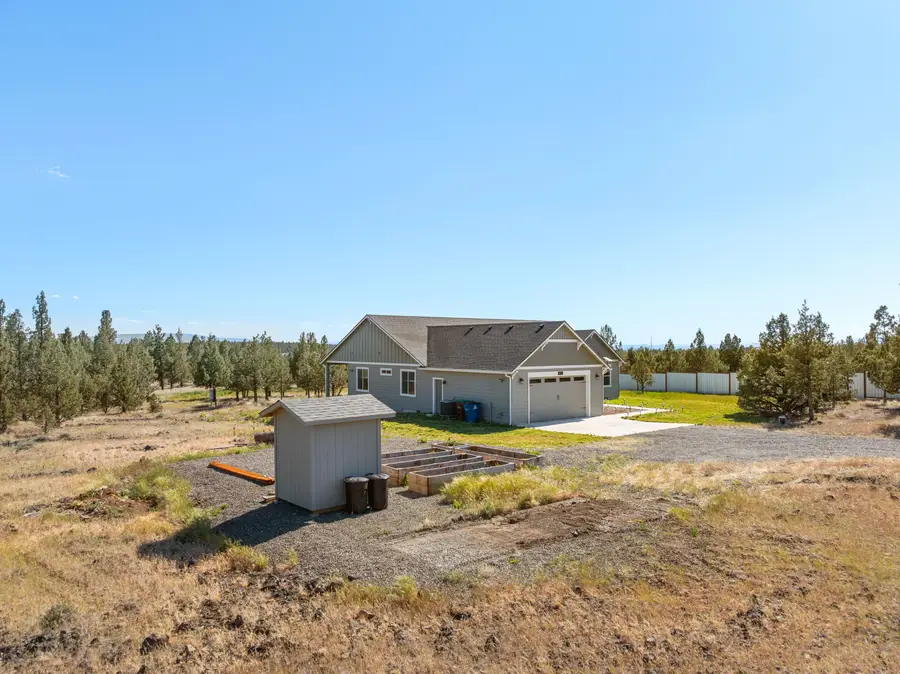 8932 SE Banta Lane, Prineville, OR 97754 - #3