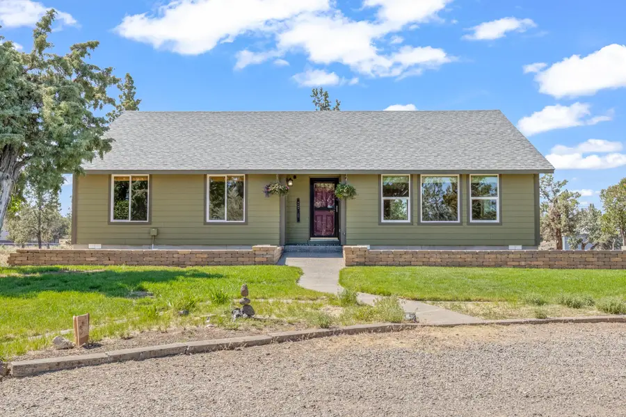 5677 NW 49th Street, Redmond, OR 97756 - #2