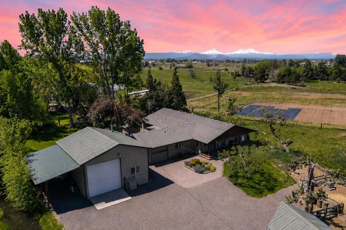 1350 NE Yucca Avenue, Redmond, OR 97756 - #1