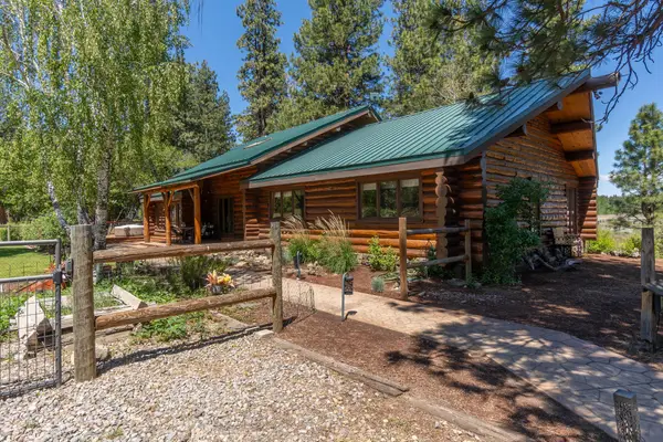 32907 River Bend Road, Chiloquin, OR 97624