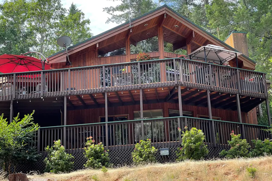 856 Green Tree Loop, Grants Pass, OR 97527 - #2
