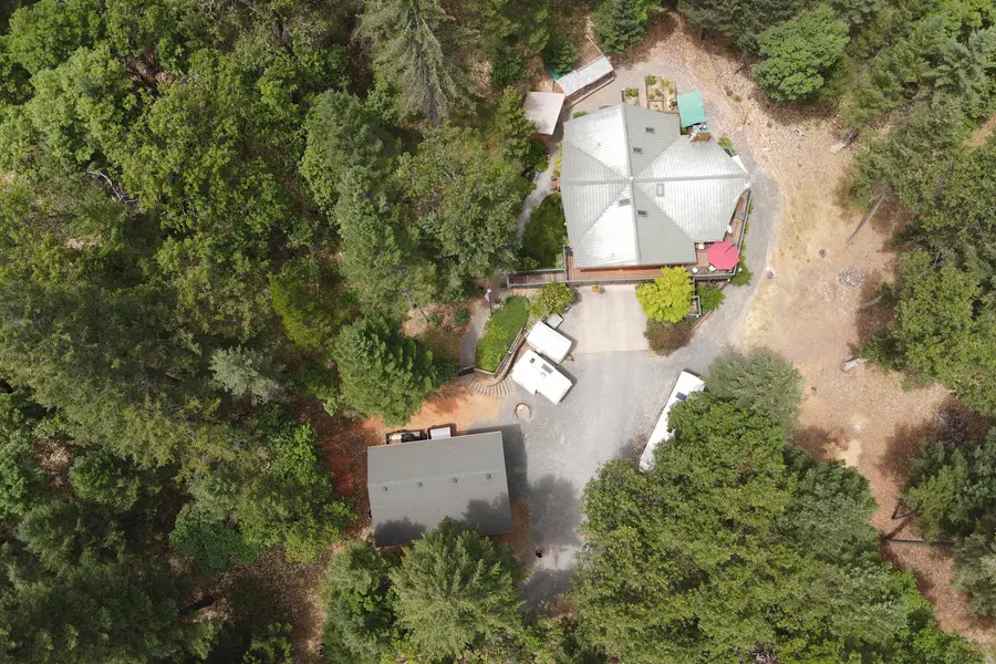 856 Green Tree Loop, Grants Pass, OR 97527 - #3