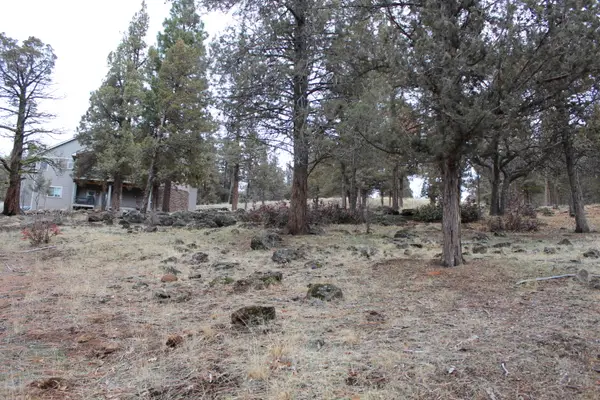 267 Coopers Hawk #267, Klamath Falls, OR 97601