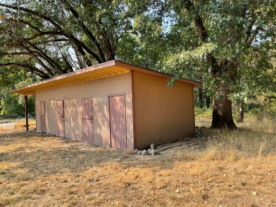 782 Covered Bridge Road, Rogue River, OR 97537 - #3