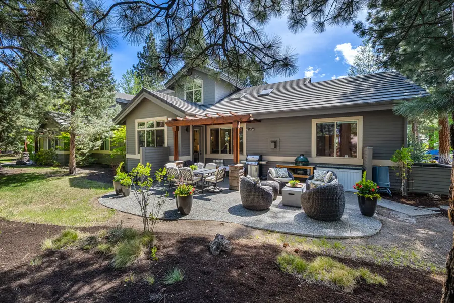 19460 Chip Shot Lane, Bend, OR 97702 - #2
