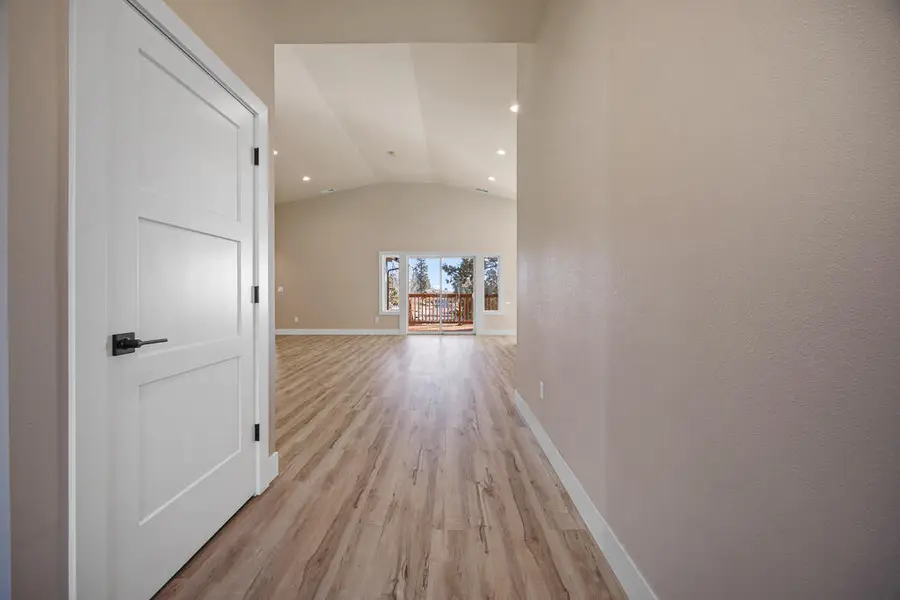 1175 Orange Blossom Drive #129, Klamath Falls, OR 97601 - #3