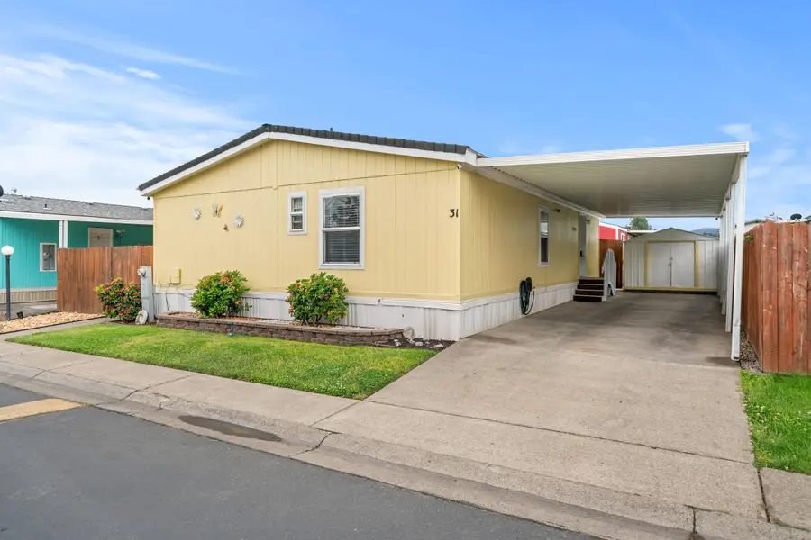 1570 S Peach Street #SPC 31, Medford, OR 97501 - #2