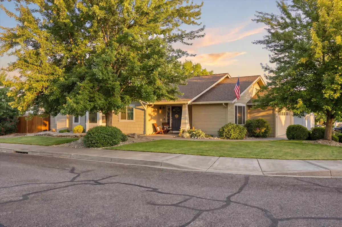 96 Mountain View Drive, Phoenix, OR 97535 - #1