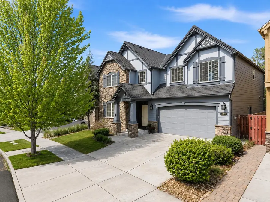 61235 Splendor, Bend, OR 97702 - #3