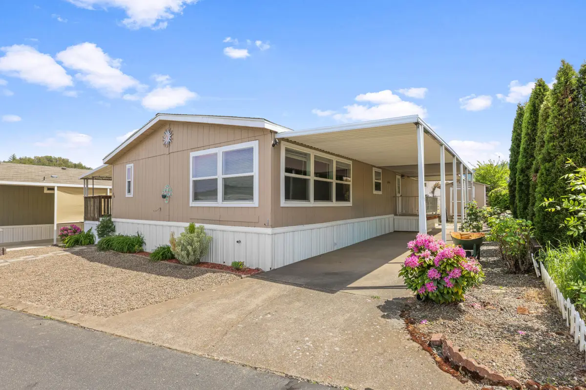 8401 Old Stage Road #UNIT 16, Central Point, OR 97502 - #1