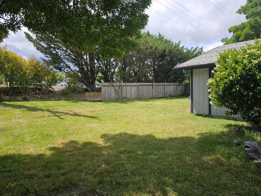 238 SE Grandview Lane, Grants Pass, OR 97527 - #2