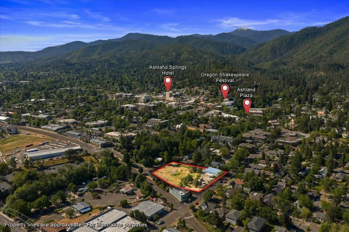 165 Water Street, Ashland, OR 97520 - #1