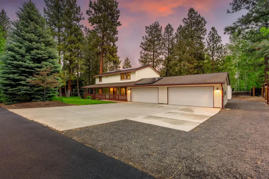 557 E Tyee Drive, Sisters, OR 97759 - #2