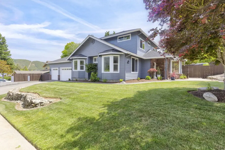 965 NW Valley View Drive, Grants Pass, OR 97526 - #3